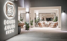 Domes Aulus Zante, Autograph Collection