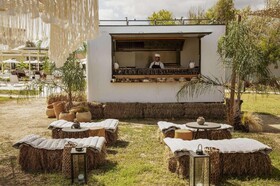 Domes Aulus Zante, Autograph Collection