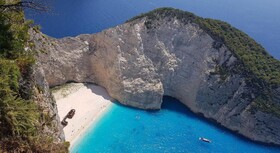 Domes Aulus Zante, Autograph Collection