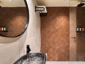 Domes Aulus Zante, Autograph Collection