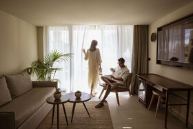 Domes Aulus Zante, Autograph Collection