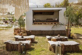 Domes Aulus Zante, Autograph Collection