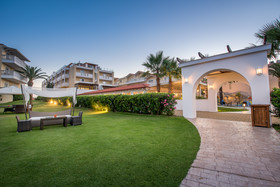 Galaxy Beach Resort, BW Premier Collection