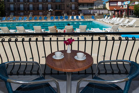 Hotel Perkes Complex