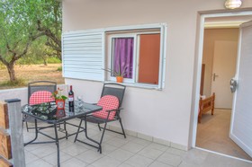 Kapsaski Deluxe Apartments