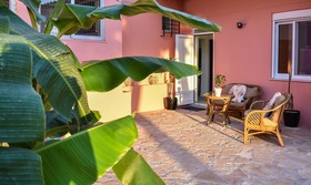 Kapsaski Deluxe Apartments