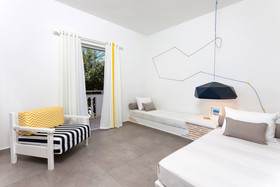 Mirsini Studios & Apartments