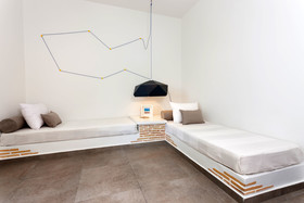 Mirsini Studios & Apartments