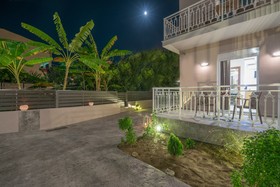 Nikos & Maria Studios II