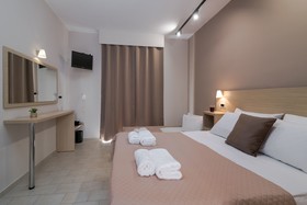 Nikos & Maria Studios II