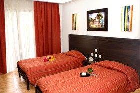 Paradise Apartments & Studios