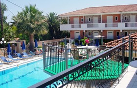 Paradise Apartments & Studios