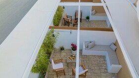 Suncourt Lux Rooms