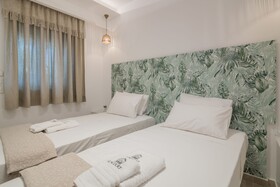 Suncourt Lux Rooms