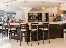 Zante Plaza Hotel & Apartments