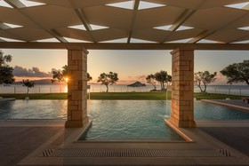 Artina Luxury Villa