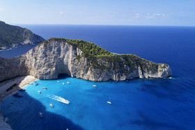 Lesante Blu