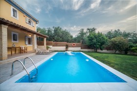 Villa Kardaris