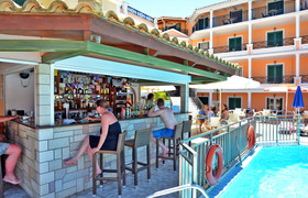 Alamis Hotel & Apartments