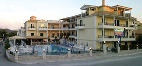 Alamis Hotel & Apartments