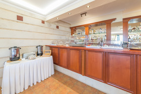 Andreolas Luxury Suites Hotel