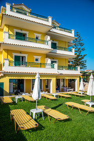 Andreolas Luxury Suites Hotel