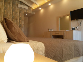 Anetis Beach Hotel