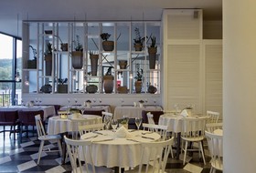 Aqua Bay Hotel