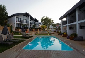 Aqua Bay Hotel