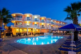 Arkadia Luxury Hotel Apartments