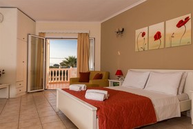 Arkadia Luxury Hotel Apartments