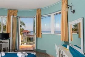 Arkadia Luxury Hotel Apartments
