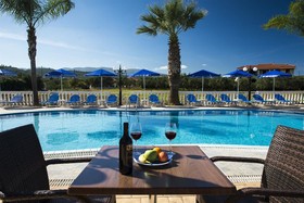 Arkadia Luxury Hotel Apartments