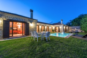 Astarte Villas - Kyveli Villa