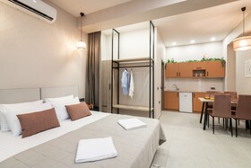 Bella Vacanza Studios