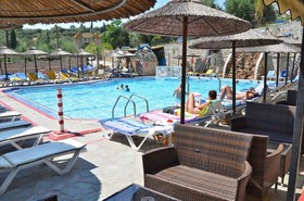 Altura Hotel