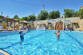 Altura Hotel