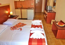 Altura Hotel