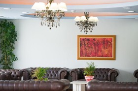 Altura Hotel