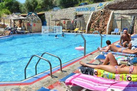 Altura Hotel