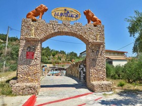 Altura Hotel