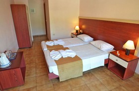 Altura Hotel