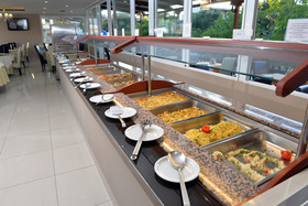 Planos Beach Hotel