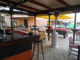 Planos Beach Hotel