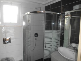 Planos Beach Hotel
