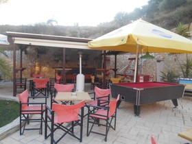 Planos Beach Hotel