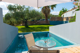 Zante Calinica Hotel