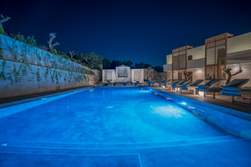 Zante Maris Suites