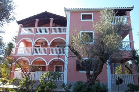 Arazzo Holiday Apartments