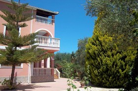 Arazzo Holiday Apartments
